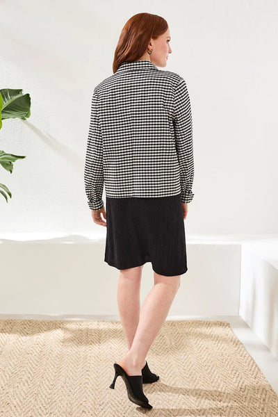 Button Front Checked Jacket With Pockets