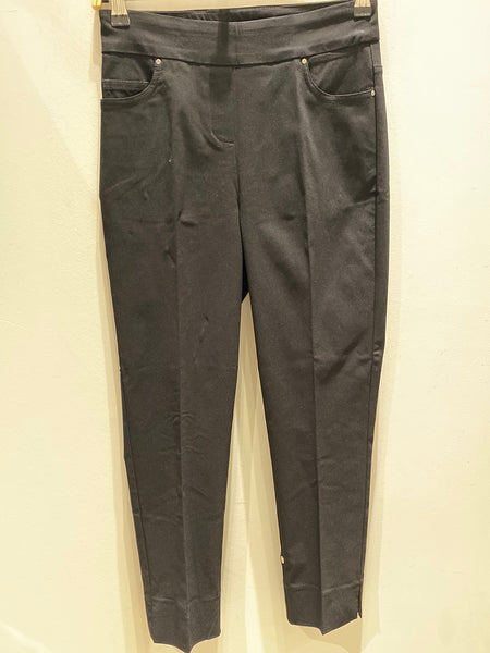 Pull-On Slim Crop Pants