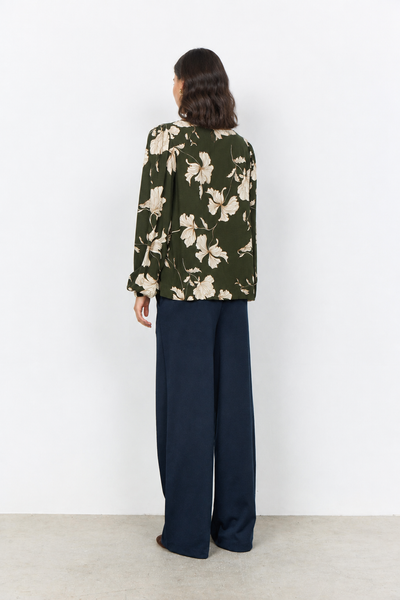 Floral print blouse on new female model, third view