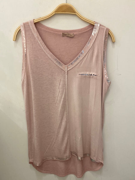 Sleeveless Pocket Detail Top - Italian